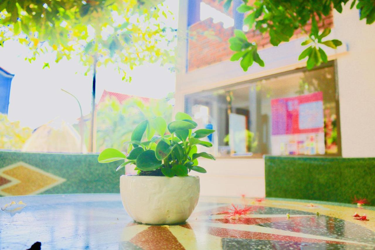 Riverview Homestay Dong Hoi Exterior foto